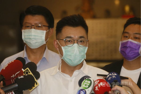 江启臣:坦然面对“罢韩”民调危机 防疫纾困才是第一