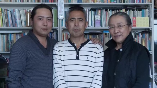 内蒙异议人士哈达和新娜仍受监视 一家三口靠儿子微薄收入度日