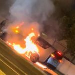 上海理想Mega行驶中突发自燃 现场火势迅猛 仅剩车架