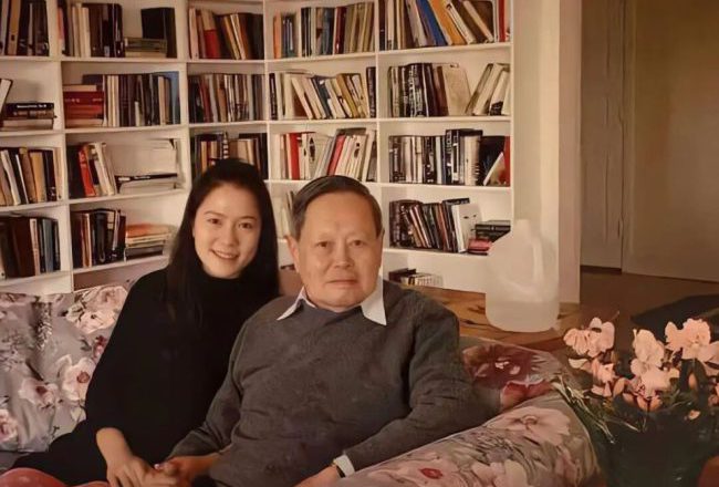 翁帆入職清華當講師?目前官網師資板塊尚無其名字